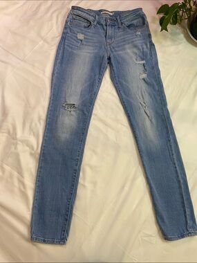 Levi 711-Light Blue Distressed Women's Jeans- Size 27x30
